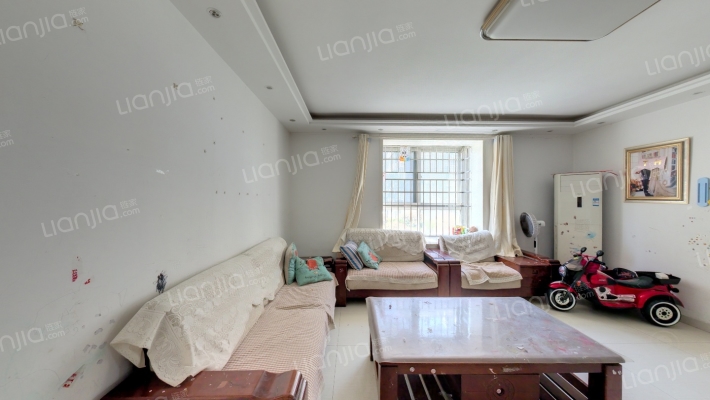 万泰颐轩名都二手房实景图