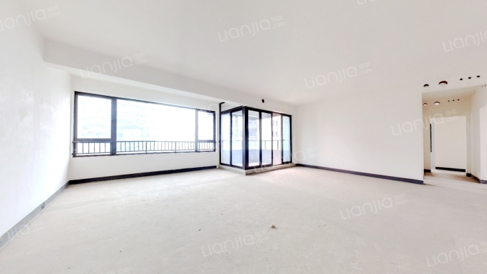 龙湖景粼玖序二组团二手房实景图