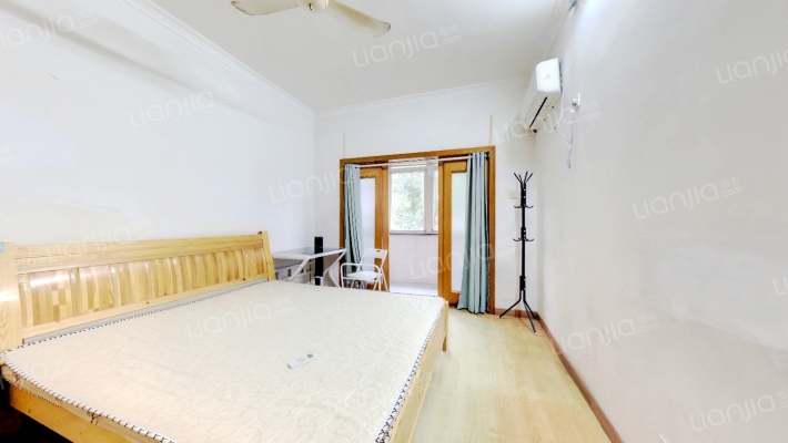 大树根二手房实景图