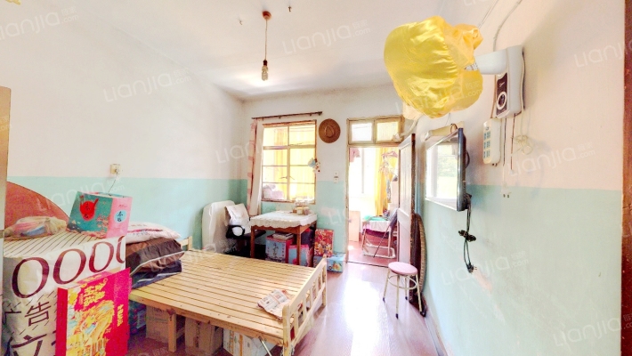 镬子山社区新建路二手房实景图