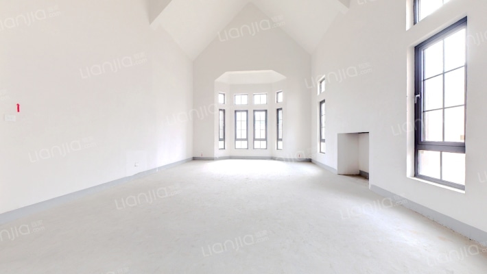 山河水二手房实景图