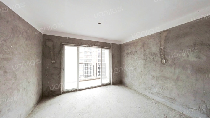 嘉怡华庭二手房实景图