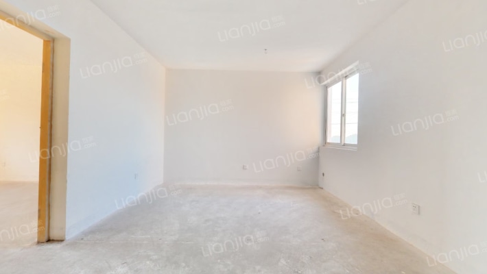 美陆佳园桂苑二手房实景图