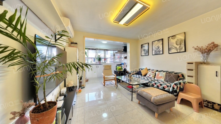 观音桥30号二手房实景图