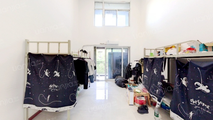 绿地城DK2二手房实景图