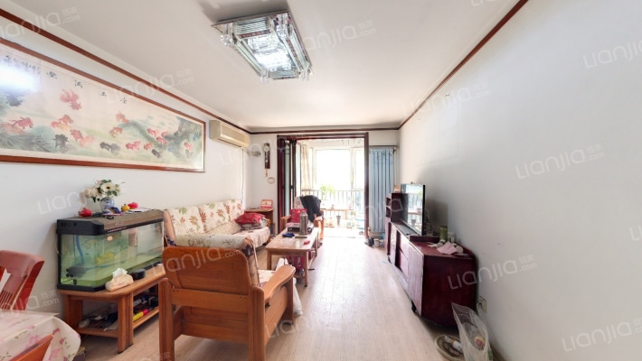 重汽嘉瑞苑二手房实景图