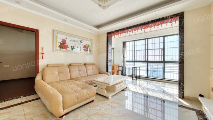 洪城东公馆二手房实景图