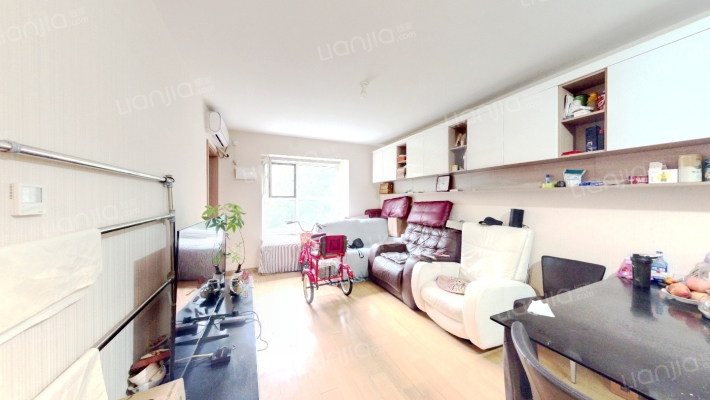 万科城市之光二手房实景图