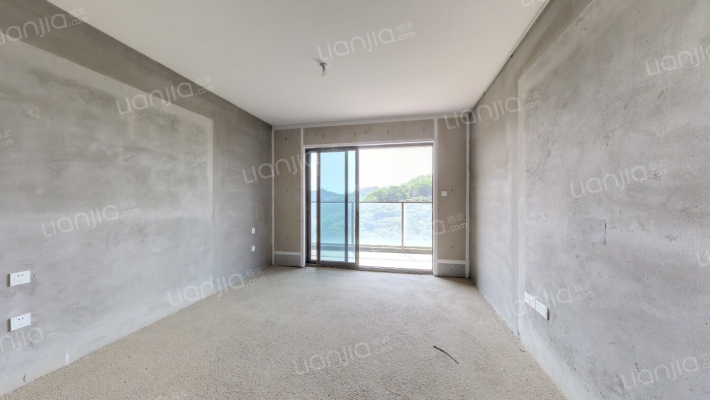 鸿荣源熙园山院二手房实景图