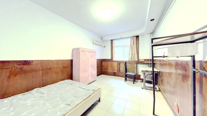 伏牛路142号院二手房实景图