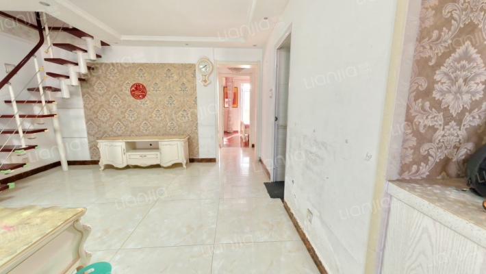 瑜芳园二手房实景图