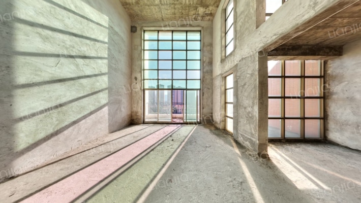 雍景豪庭二手房实景图