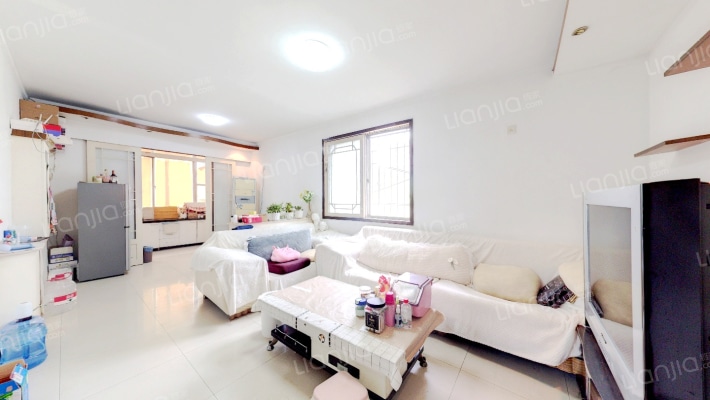 万华园住宅小区二手房实景图