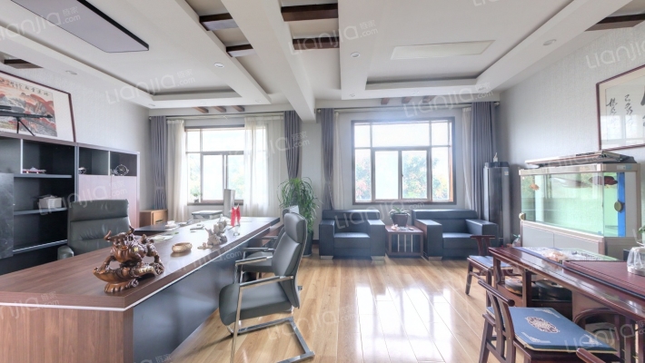 格兰特综合楼二手房实景图