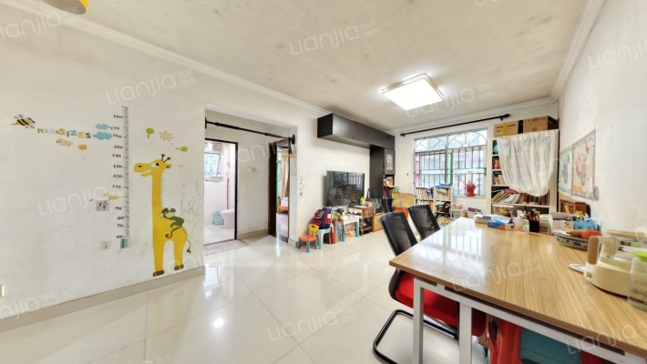 龙园山庄二手房实景图