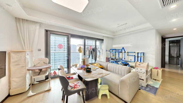 泊印澜庭二手房实景图