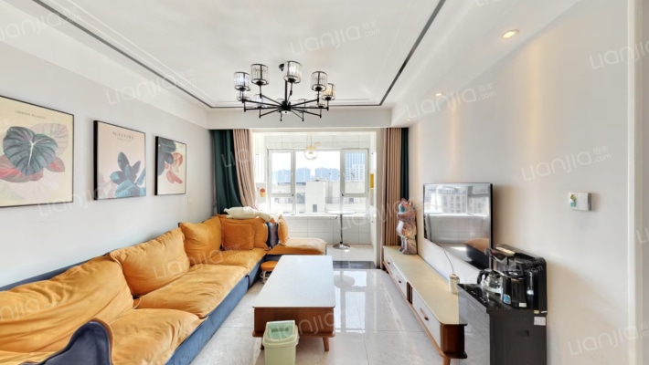 龙湖水晶郦城二手房实景图