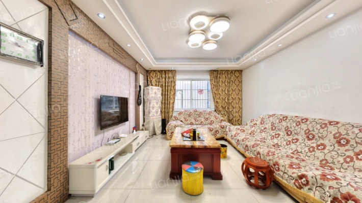 体育花园二手房实景图