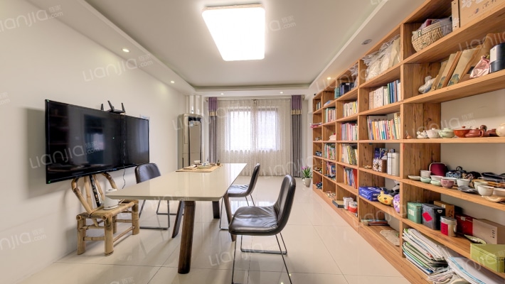 玉荷春天二手房实景图