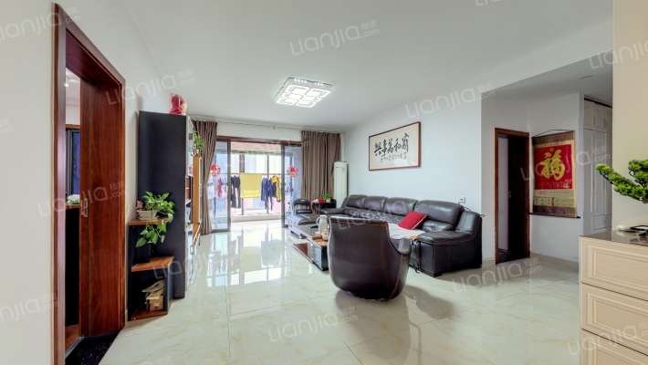 绿地国际博览城二期鸿玺二手房实景图