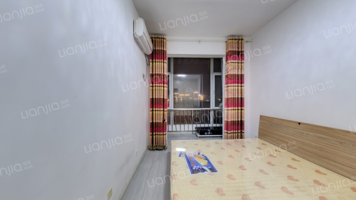 荣盛花园二手房实景图