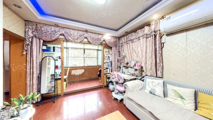 海王小区二手房实景图