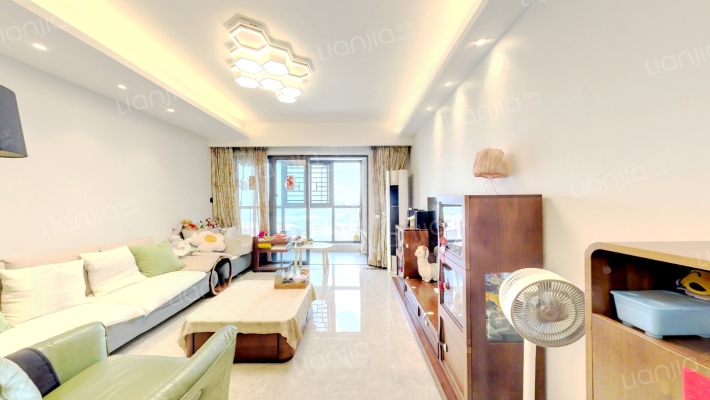 招商雍华府二手房实景图