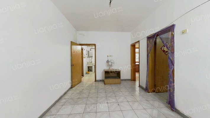 芜湖路235号二手房实景图