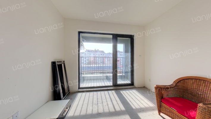 融创臻阅二手房实景图