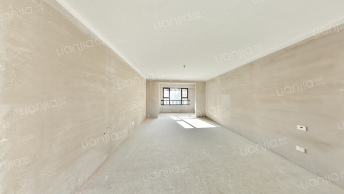 星河传奇东区二手房实景图