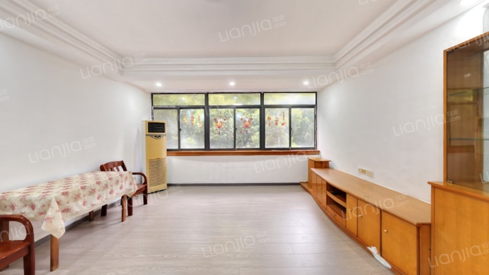 惠中社区二手房实景图