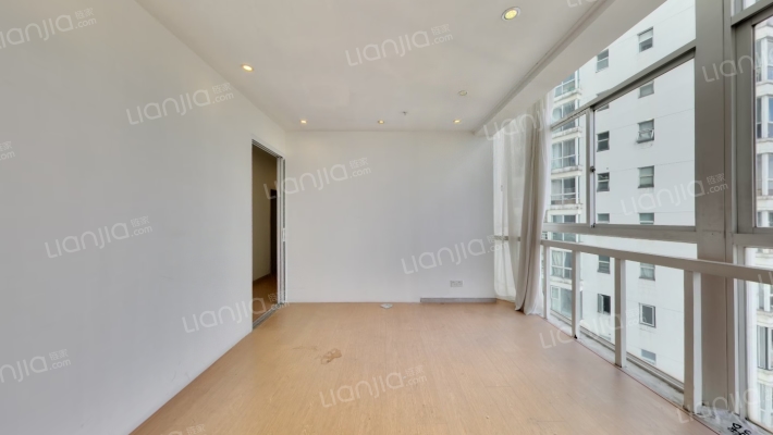 嘉汇大厦二手房实景图