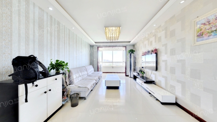 东港龙城三期二手房实景图