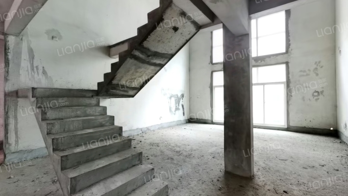 吉首市财政局宿舍二手房实景图