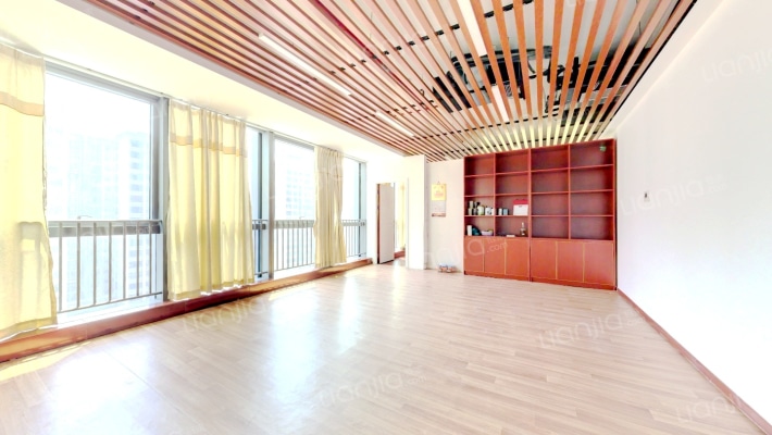 六和城二手房实景图