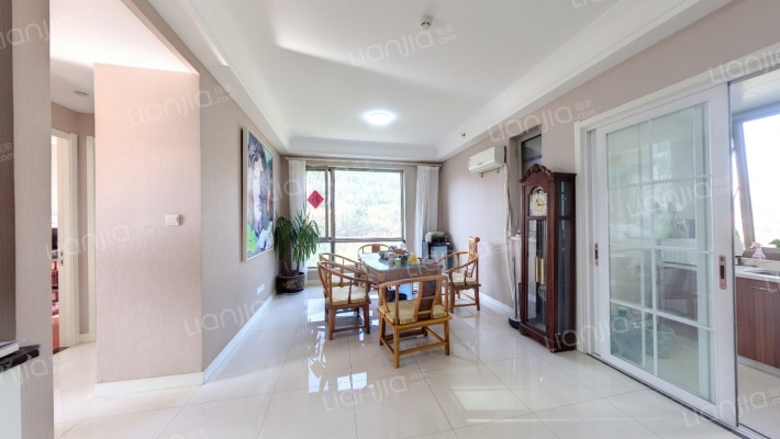 清风河畔二手房实景图