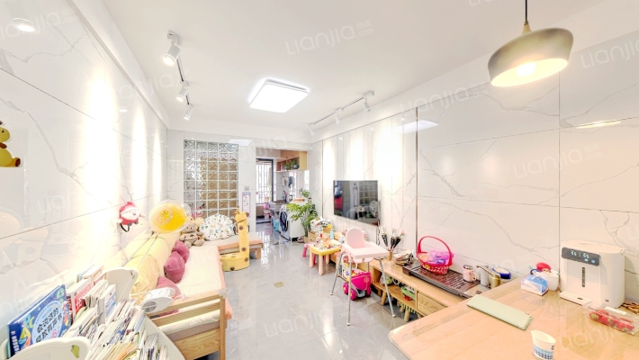 橡树湾四期二手房实景图