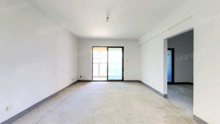 金阵新苑二手房实景图