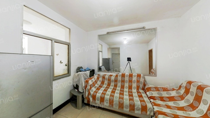 南坝山小区二手房实景图