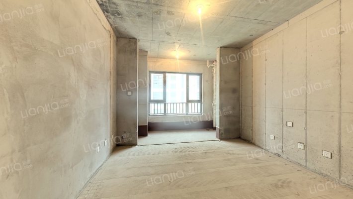 白桦林溪二手房实景图