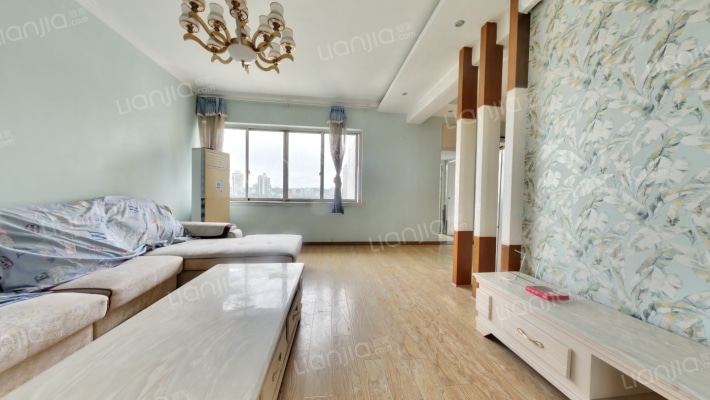 金路房地产开发公司宿舍二手房实景图