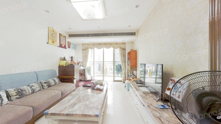 骏威锦东花园C区二手房实景图