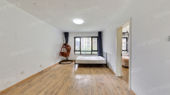 高新绿城玉兰花园诚园二手房实景图