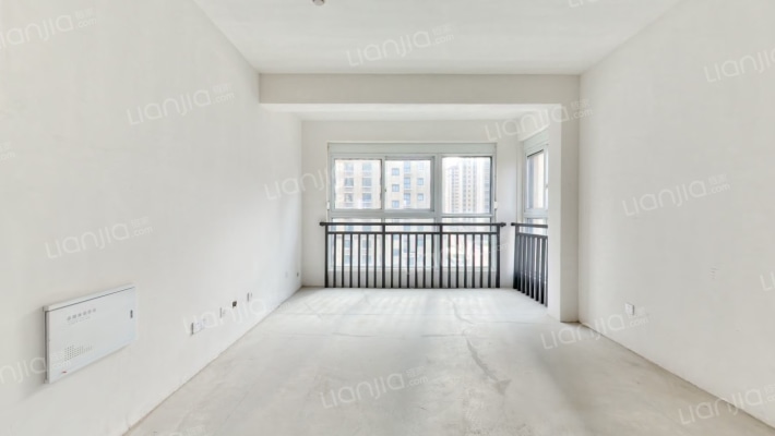 东疆雅苑二手房实景图