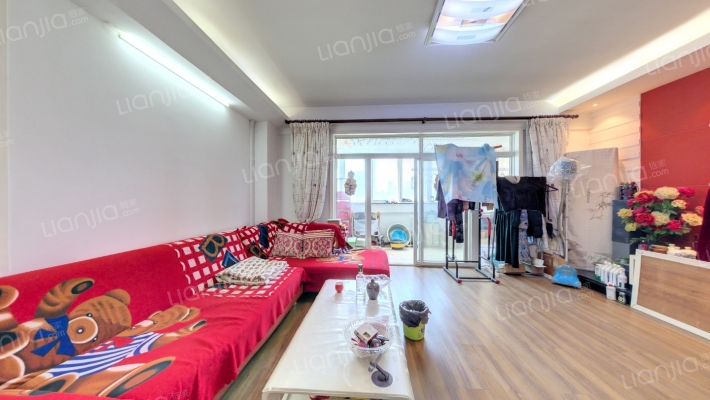 上滑坡小区二手房实景图