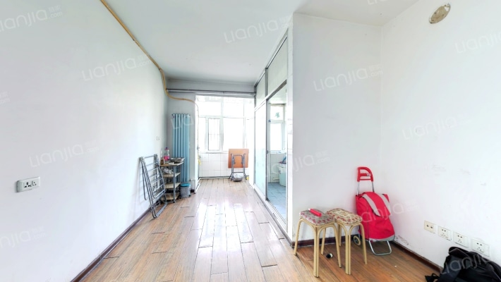 一汽44街区二手房实景图