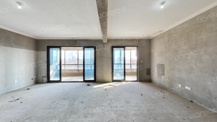 国贸天成二手房实景图