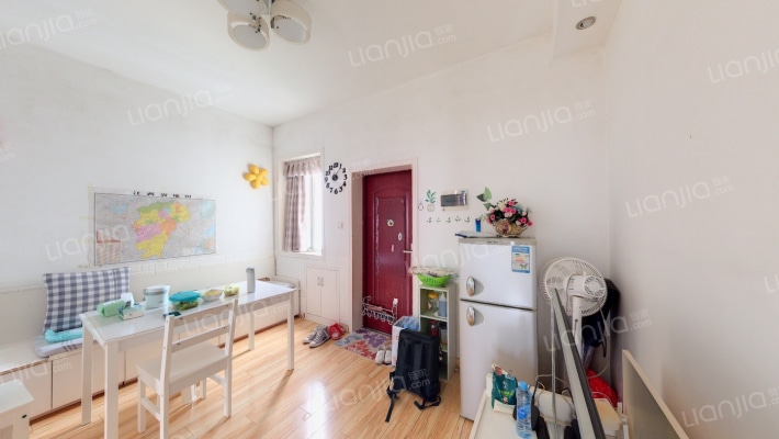 爱国路二手房实景图