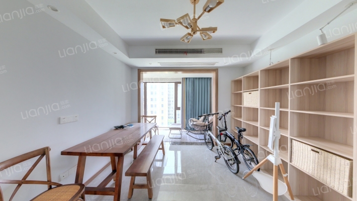 融创·玉兰公馆二手房实景图