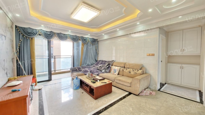 满都中央时代二手房实景图